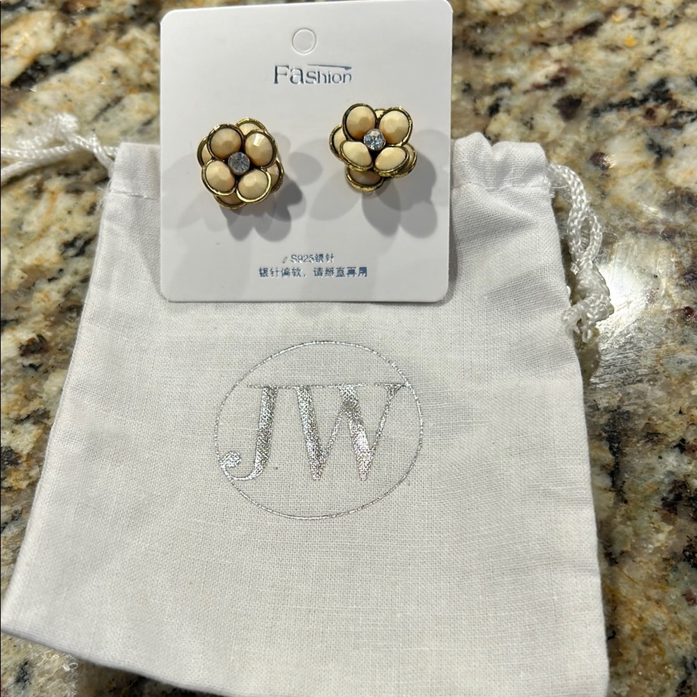 John Wind Gold and Cream Floral 3-D Stud Earrings.